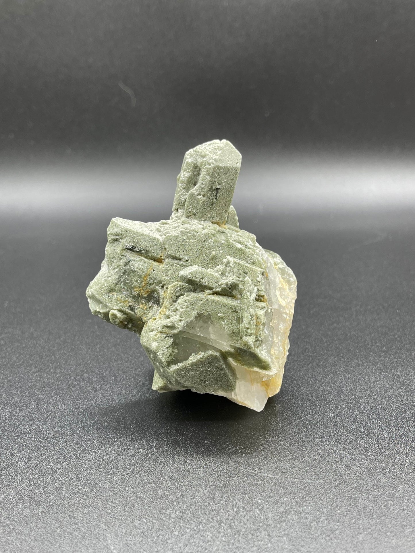 Chlorite in Quartz