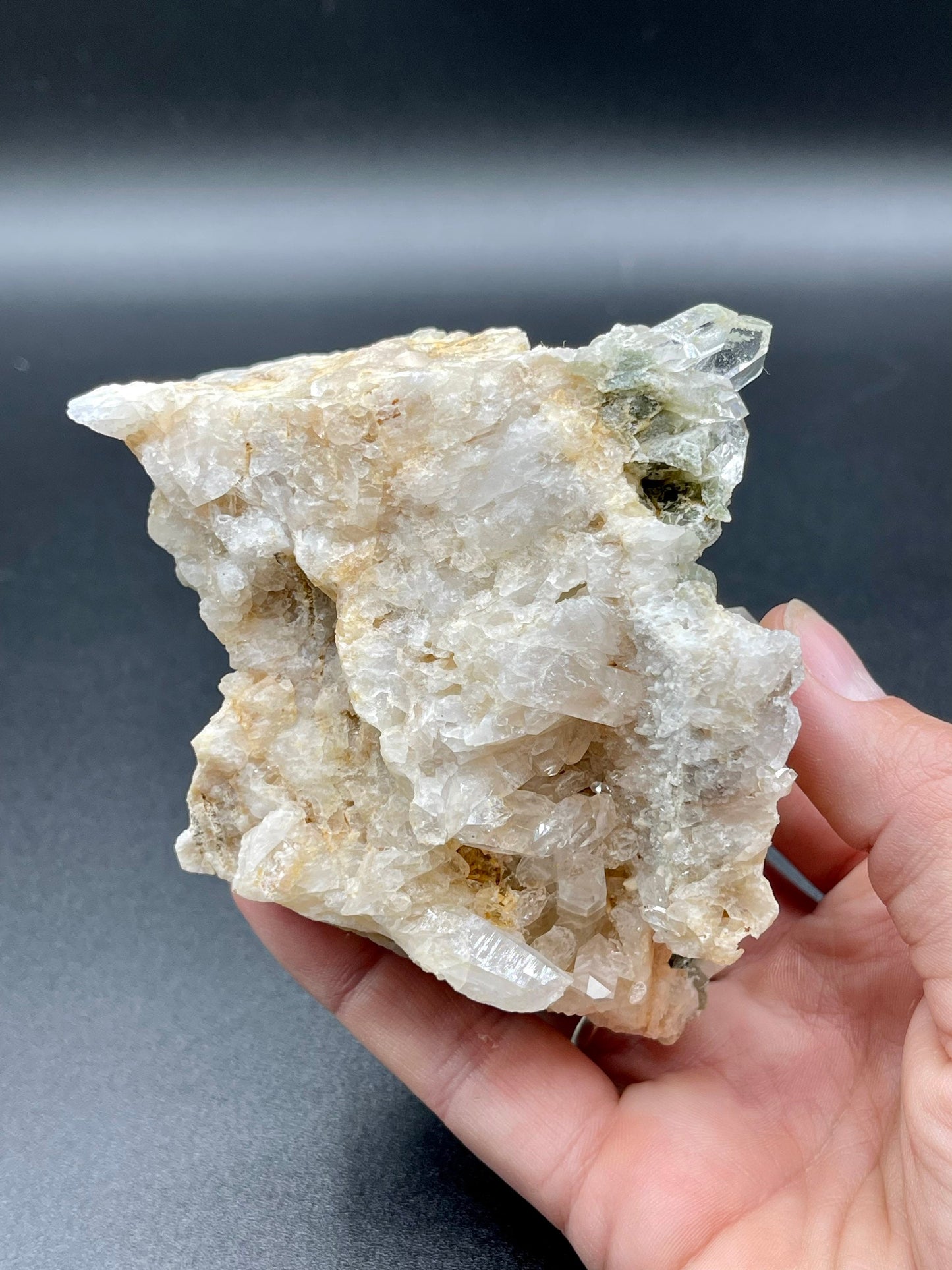 Chlorite and Quartz Matrix